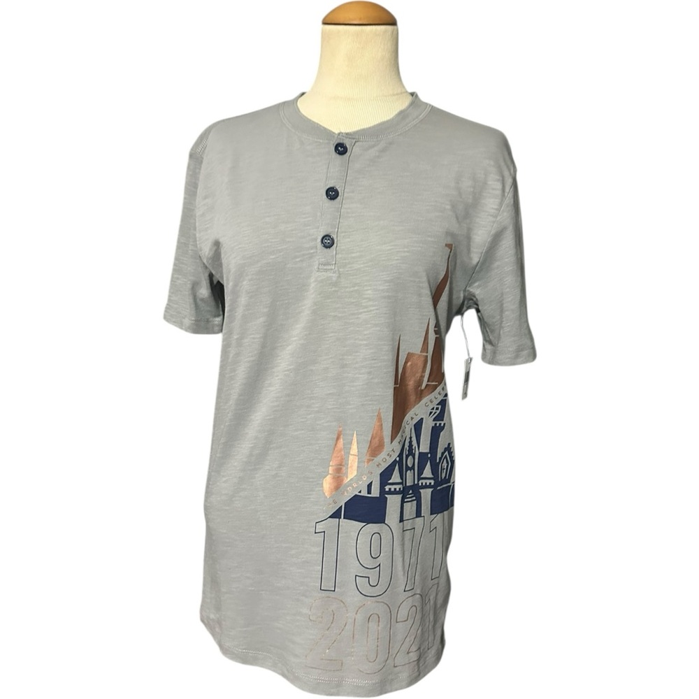 Disney Parks 50th Anniversary Castle 1971 Shirt NWT Gray Small